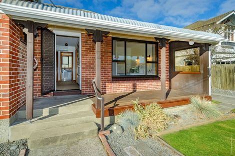 Photo of property in 137 Lonsdale Street, New Brighton, Christchurch, 8083