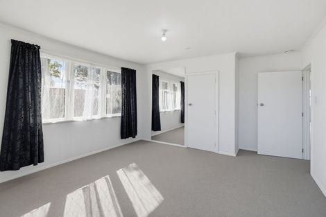 Photo of property in 18 Wyatt Avenue, Onekawa, Napier, 4110