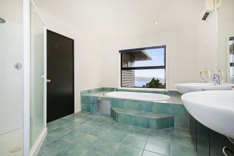 Photo of property in 8 Nepal Place, Khandallah, Wellington, 6035