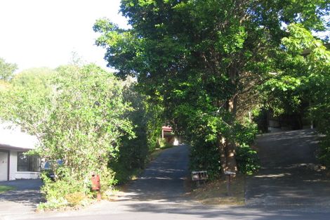 Photo of property in 8 Menear Lane, Hillcrest, Auckland, 0627