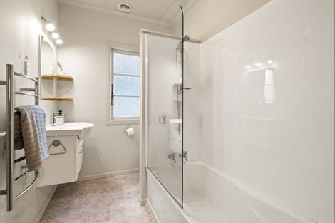 Photo of property in 89 Blanket Bay Road, Sawyers Bay, Port Chalmers, 9023