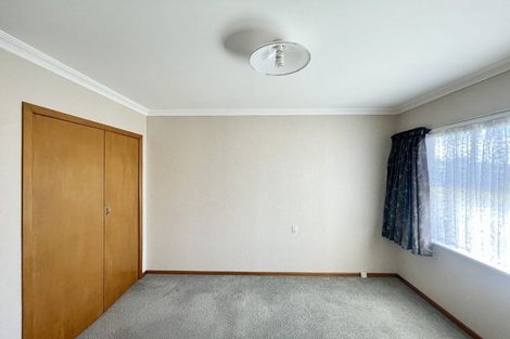 Photo of property in 36 Karaka Crescent, Levin, 5510