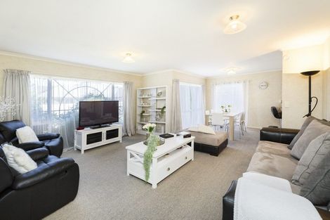 Photo of property in 12 Tiraumea Street, Palmerston North, 4410