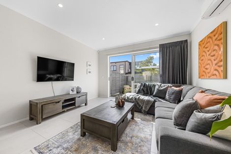 Photo of property in 7 Harewood Street, Whenuapai, Auckland, 0618