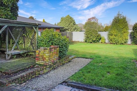 Photo of property in 10 Hillary Crescent, Upper Riccarton, Christchurch, 8041