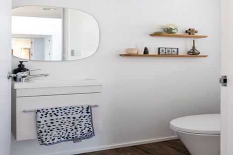 Photo of property in 1/12 Craig Road, Milford, Auckland, 0620