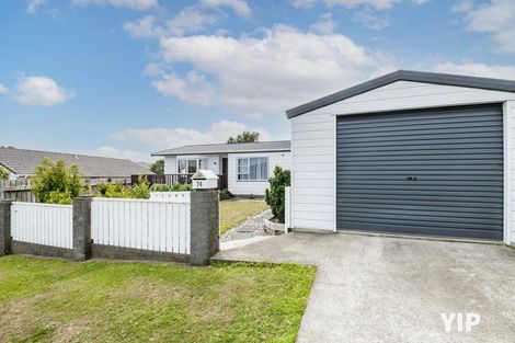 Photo of property in 74 Guadeloupe Crescent, Grenada Village, Wellington, 6037