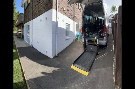 Photo of property in 10 Palmyra Way, Half Moon Bay, Auckland, 2012