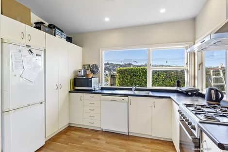 Photo of property in 7 Cam Street, Island Bay, Wellington, 6023