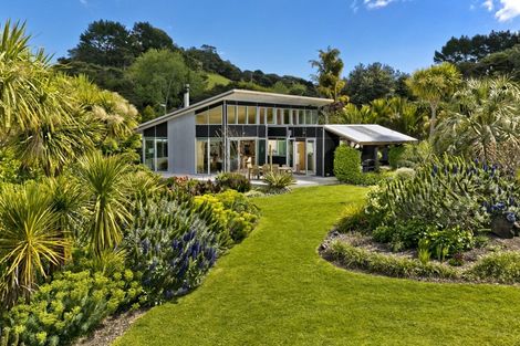 Photo of property in 218 Mcpike Road, Waimauku, 0883