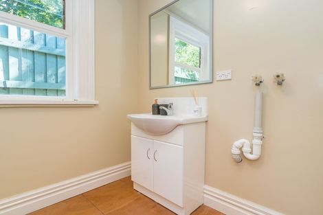 Photo of property in 14 Bridge Street, Clyde Hill, Dunedin, 9011