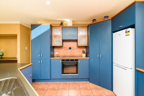 Photo of property in 16 Presidential Drive, Milson, Palmerston North, 4414