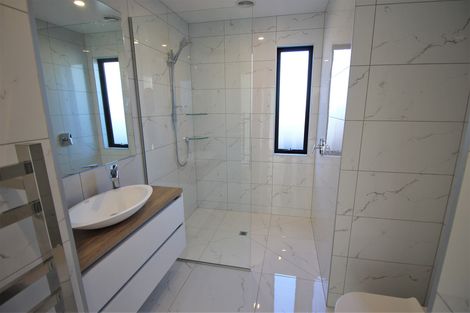 Photo of property in 28 Naylor Street, Hamilton East, Hamilton, 3216