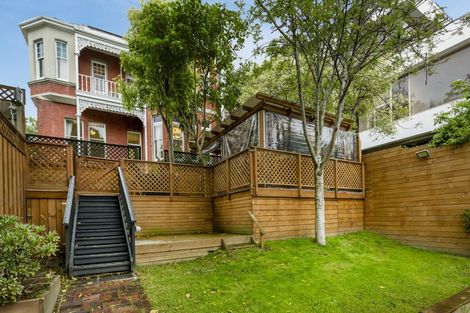 Photo of property in 56 Tennyson Street, Dunedin Central, Dunedin, 9016