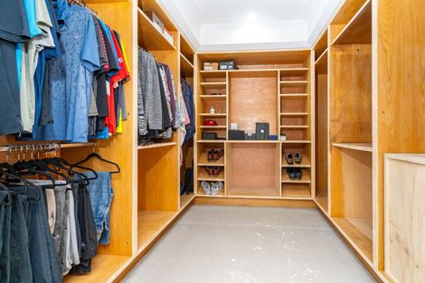 Photo of property in 38 Waldron Crescent, Green Island, Dunedin, 9018