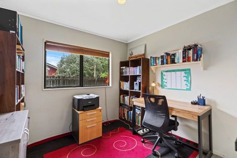 Photo of property in 225 Gravatt Road, Papamoa Beach, Papamoa, 3118