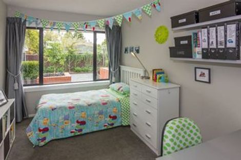 Photo of property in 2 Springbank Street, Bryndwr, Christchurch, 8053