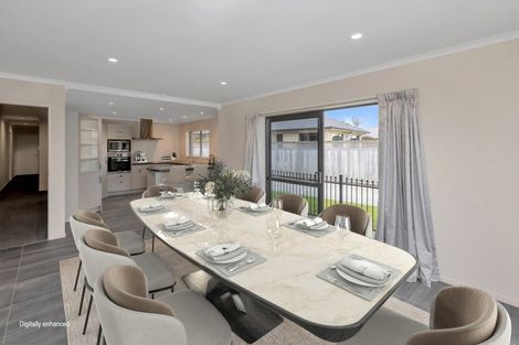 Photo of property in 5 Aarts Place, One Tree Point, 0118