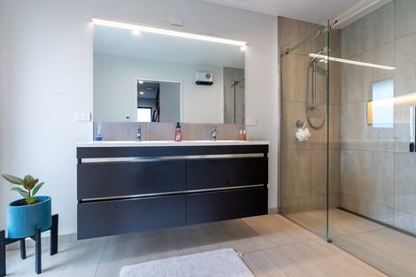 Photo of property in 130 Silver Peaks Drive, West Melton, 7618