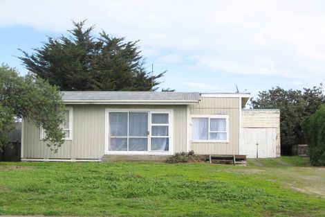 Photo of property in 4 Clifton Road, Haumoana, 4102