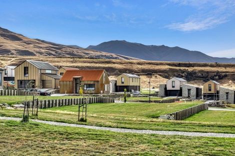 Photo of property in 21 Lee Avenue, Cardrona, 9382