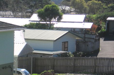 Photo of property in 2/25 Wallace Road, Ranui, Auckland, 0612