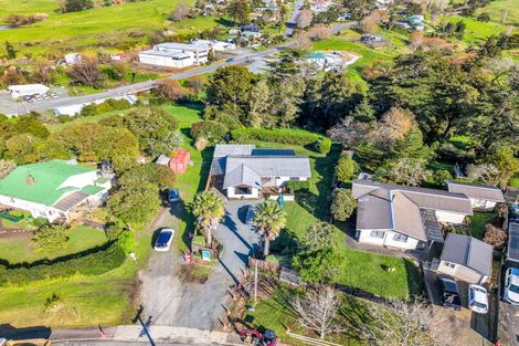 Photo of property in 8 Doctors Hill Road, Maungaturoto, 0520