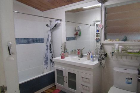 Photo of property in 33 Henry Hill Road, Taupo, 3330