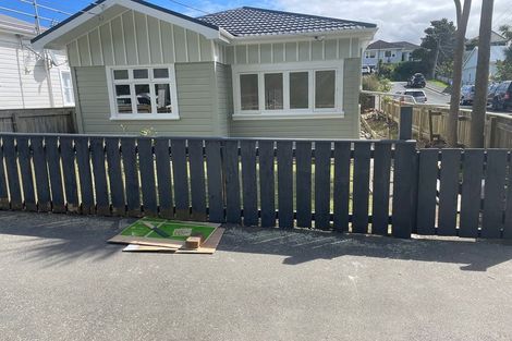 Photo of property in 158 Russell Terrace, Berhampore, Wellington, 6023