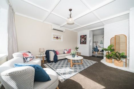 Photo of property in 194 Ferguson Street, West End, Palmerston North, 4412