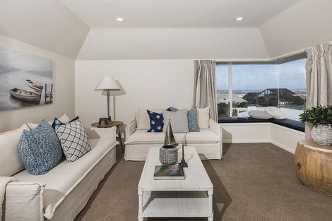 Photo of property in 2/79 Cannon Hill Crescent, Mount Pleasant, Christchurch, 8081