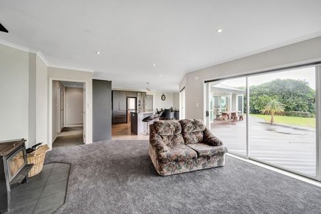Photo of property in 72 Turangi Road, Motunui, Waitara, 4383