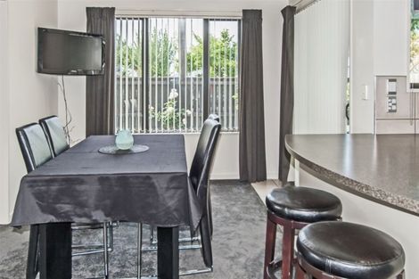 Photo of property in 1 Trist Place, Edgeware, Christchurch, 8013