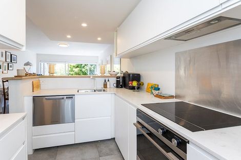 Photo of property in 9/6a Sarsfield Street, Herne Bay, Auckland, 1011