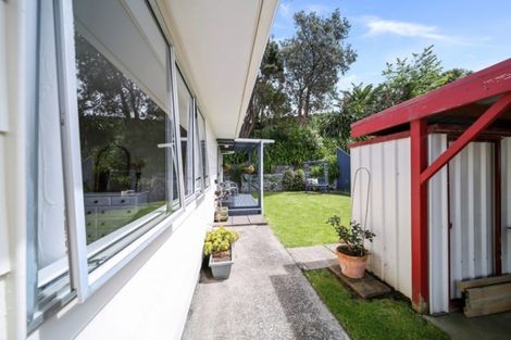 Photo of property in 23a Tahurangi Place, Spotswood, New Plymouth, 4310