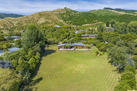 Photo of property in 45 Mahaki Road, Nikau Valley, Paraparaumu, 5032