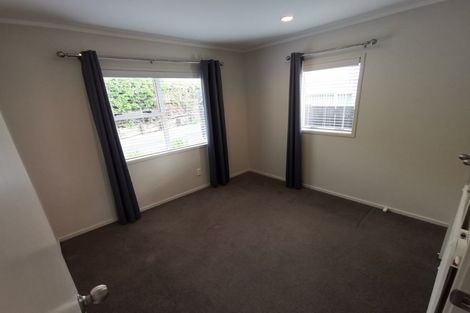 Photo of property in 7 Tobago Place, Sunnynook, Auckland, 0620