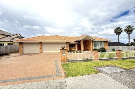 Photo of property in 9 Westerham Drive, Dannemora, Auckland, 2016