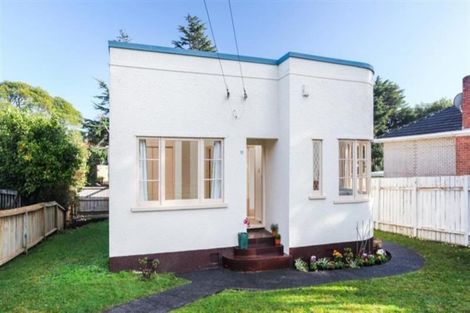 Photo of property in 19 Fowlds Avenue, Sandringham, Auckland, 1025