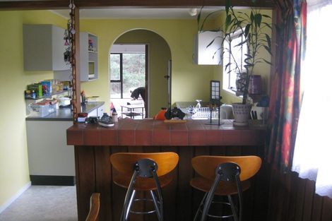 Photo of property in 41 Colchester Crescent, Newlands, Wellington, 6037