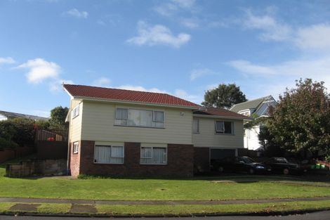 Photo of property in 42 Archmillen Avenue, Pakuranga Heights, Auckland, 2010
