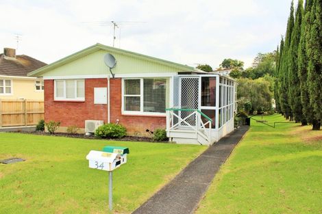 Photo of property in 2/34 Chartwell Avenue, Glenfield, Auckland, 0629