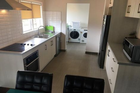 Photo of property in 14 Vera Road, Te Atatu South, Auckland, 0610