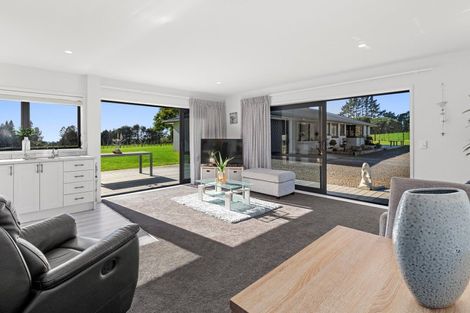 Photo of property in 1128d Omanawa Road, Omanawa, Tauranga, 3171