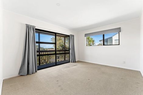 Photo of property in 17 Polkinghorne Drive, Manly, Whangaparaoa, 0930