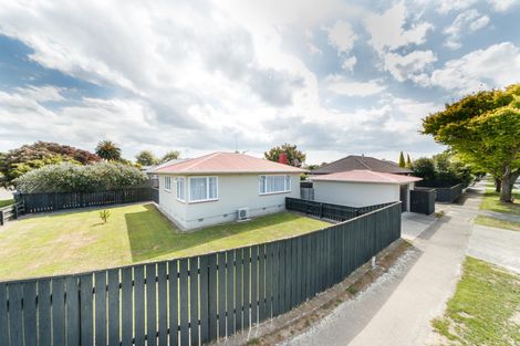 Photo of property in 29 Liverpool Street, Takaro, Palmerston North, 4412
