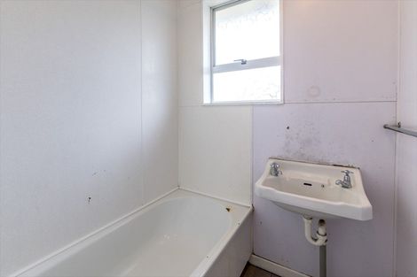 Photo of property in 62 Hinemoa Street, Levin, 5510