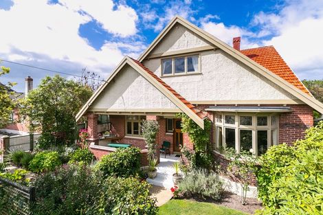 Photo of property in 239 Bay View Road, Saint Clair, Dunedin, 9012