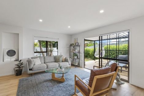 Photo of property in 2/1 Bruce Street, Northcote Point, Auckland, 0627