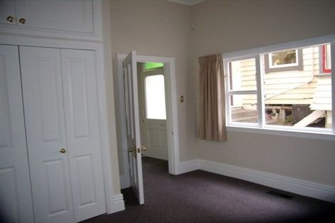 Photo of property in 17 George Street, Thorndon, Wellington, 6011